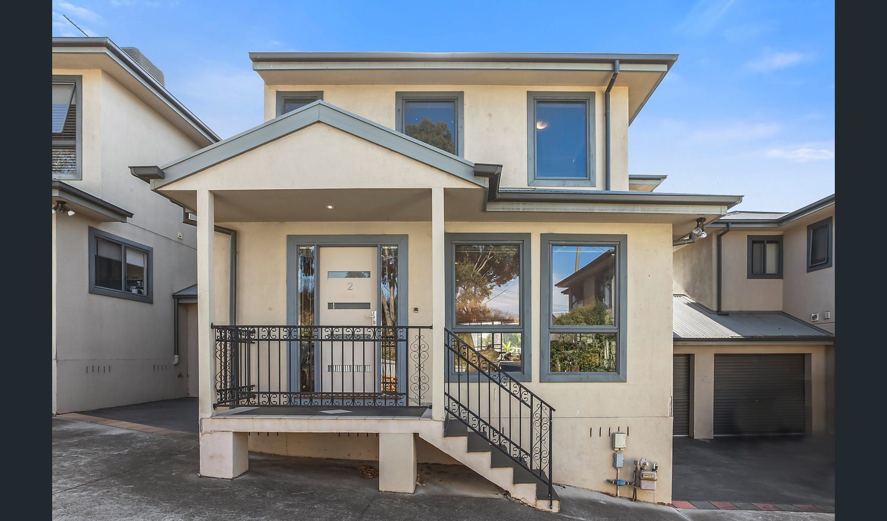 3 bedrooms Townhouse in 2/2A Snow Street KEILOR PARK VIC, 3042