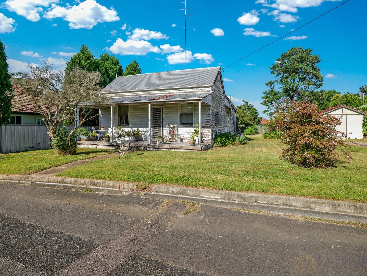 2 bedrooms House in 15 Lawson Street EAST MAITLAND NSW, 2323