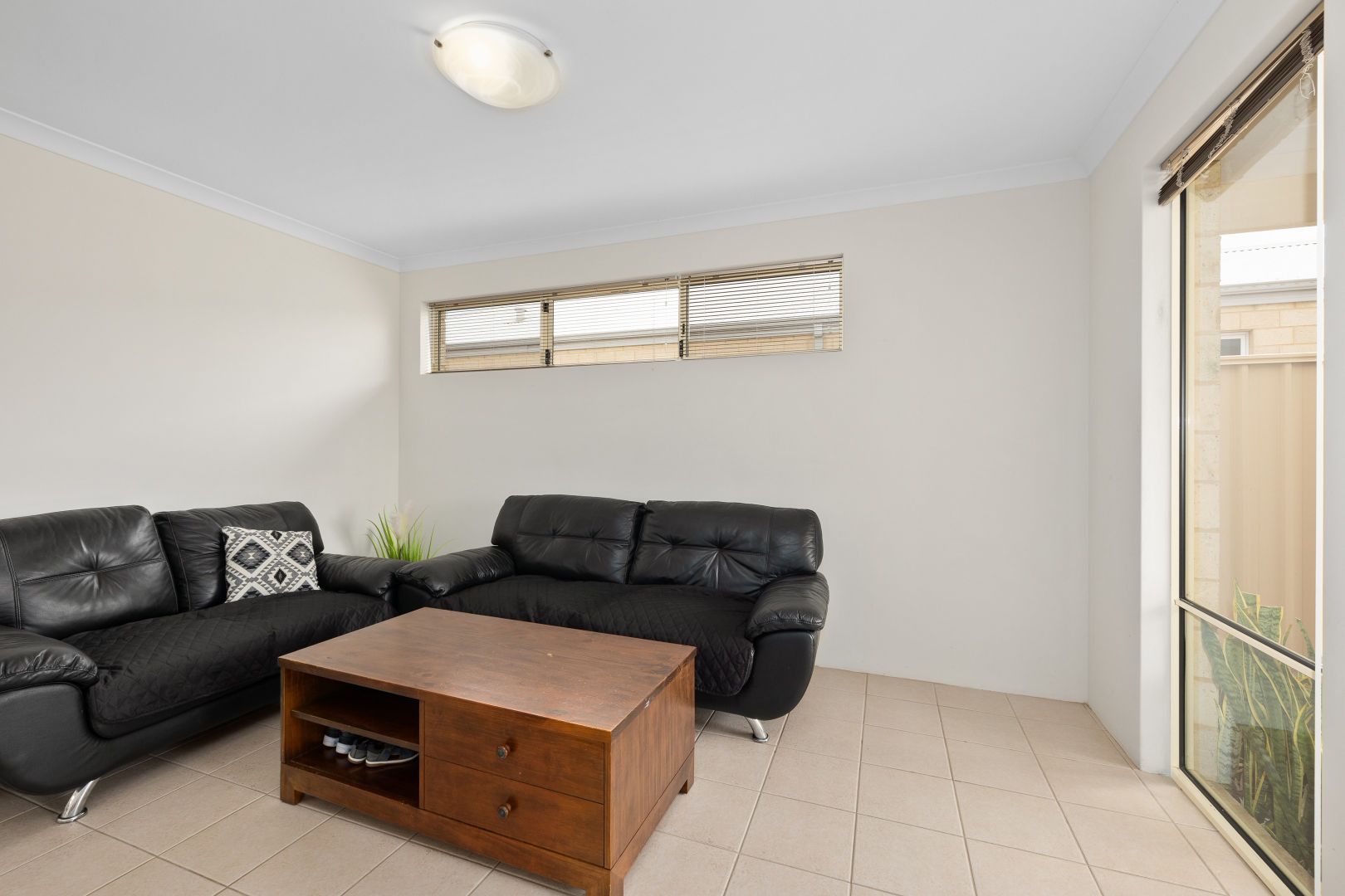 9A Fawcett Crescent, Canning Vale WA 6155, Image 2