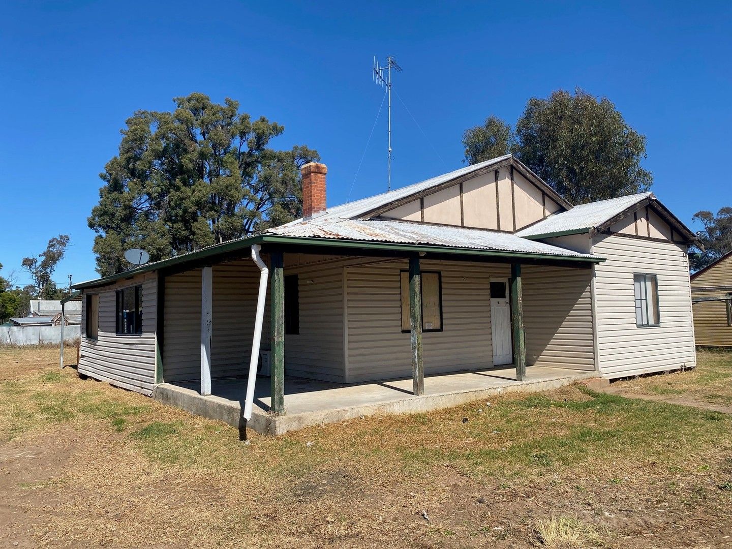 22 White Street, Coonabarabran NSW 2357, Image 0