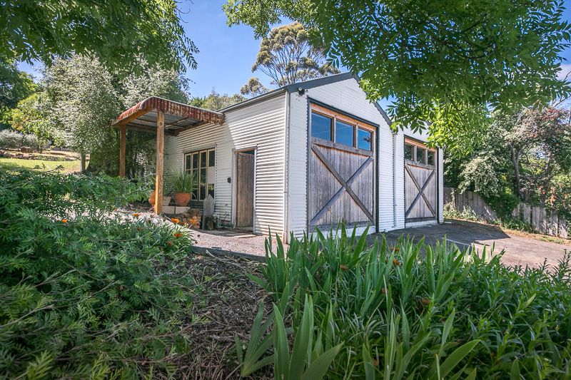 19 Jamieson St, Daylesford VIC 3460, Image 2