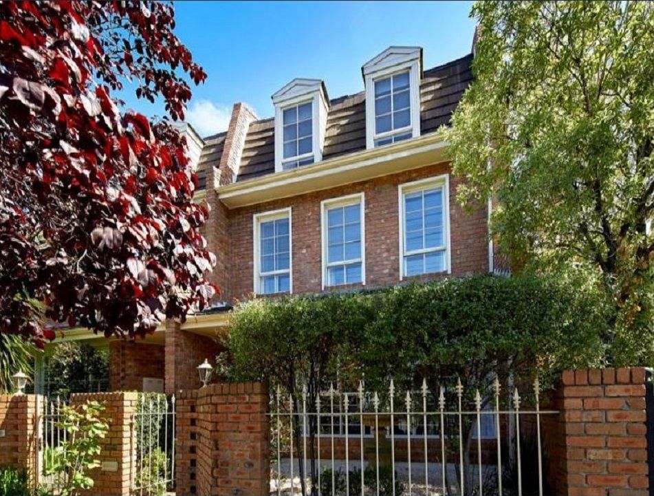 3 bedrooms Townhouse in 1/55-60 Canterbury Road MIDDLE PARK VIC, 3206