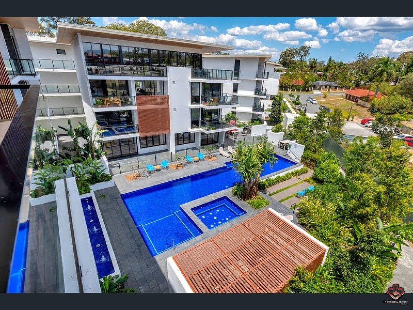 2 bedrooms Apartment / Unit / Flat in  ASHMORE QLD, 4214