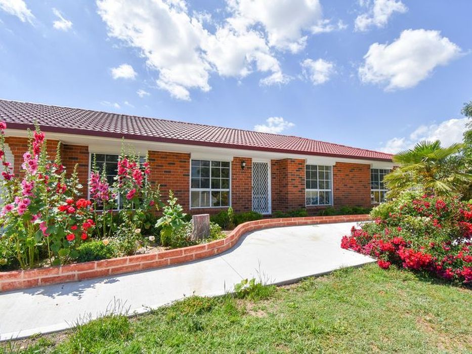 Bathurst NSW 2795 3 beds house for Sale, 595,000 Negotiable