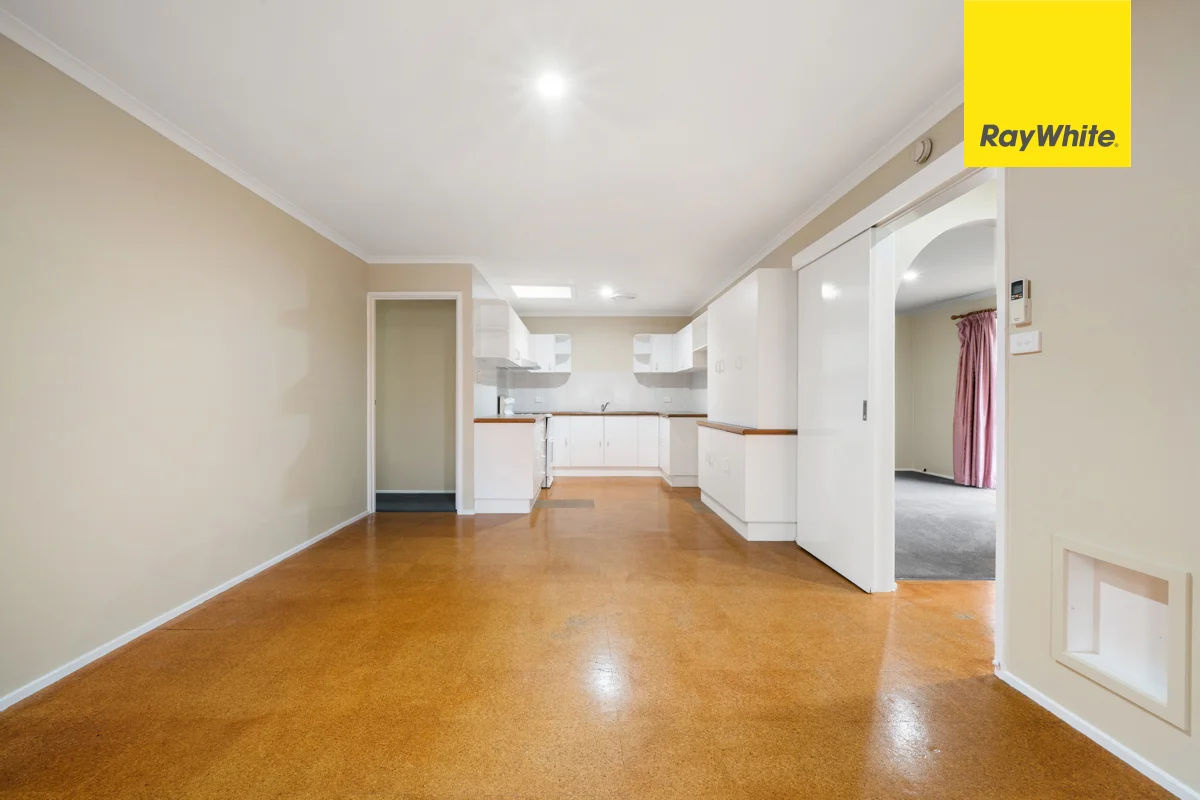 Additional image 5 of 32 Ern Florence Crescent, Theodore ACT 2905