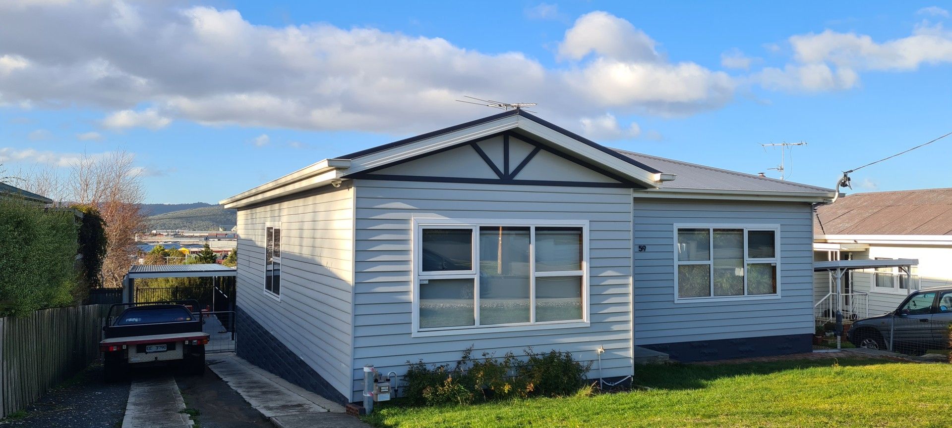 4 bedrooms House in 59 Leonard Avenue MOONAH TAS, 7009
