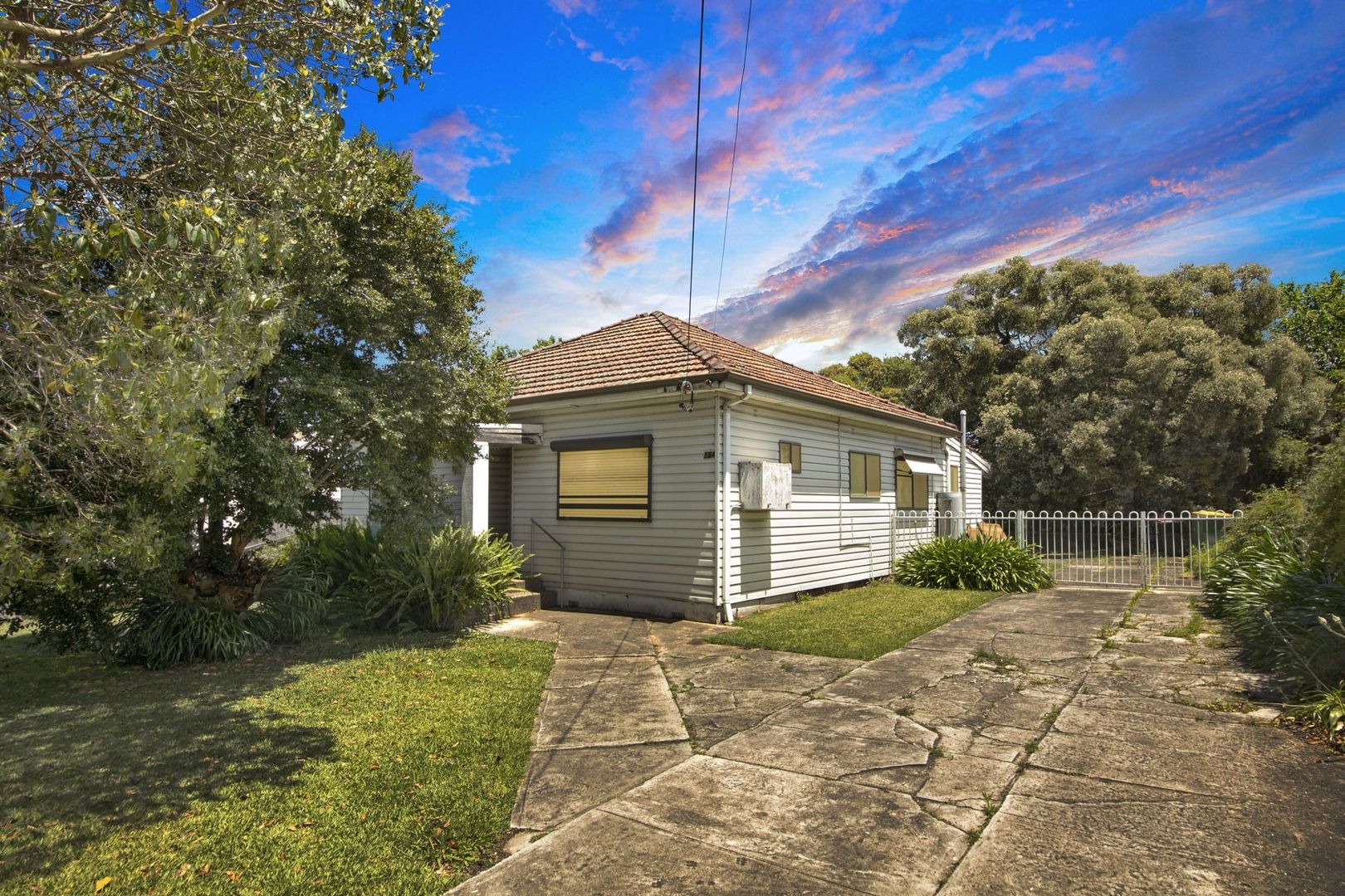 184 Roberts Road, Greenacre NSW 2190, Image 1