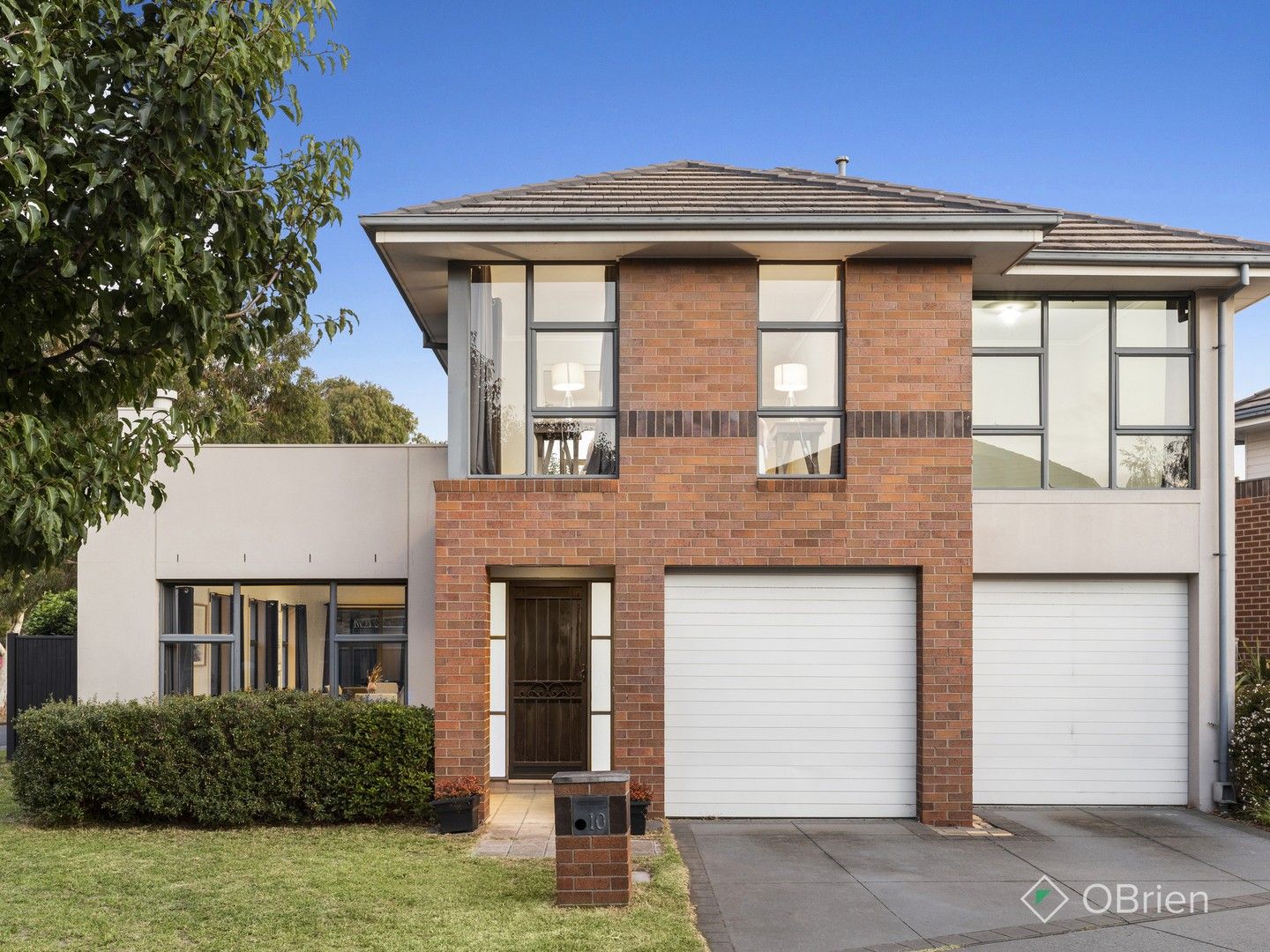 10 Pebble Beach Place, Heatherton VIC 3202, Image 0