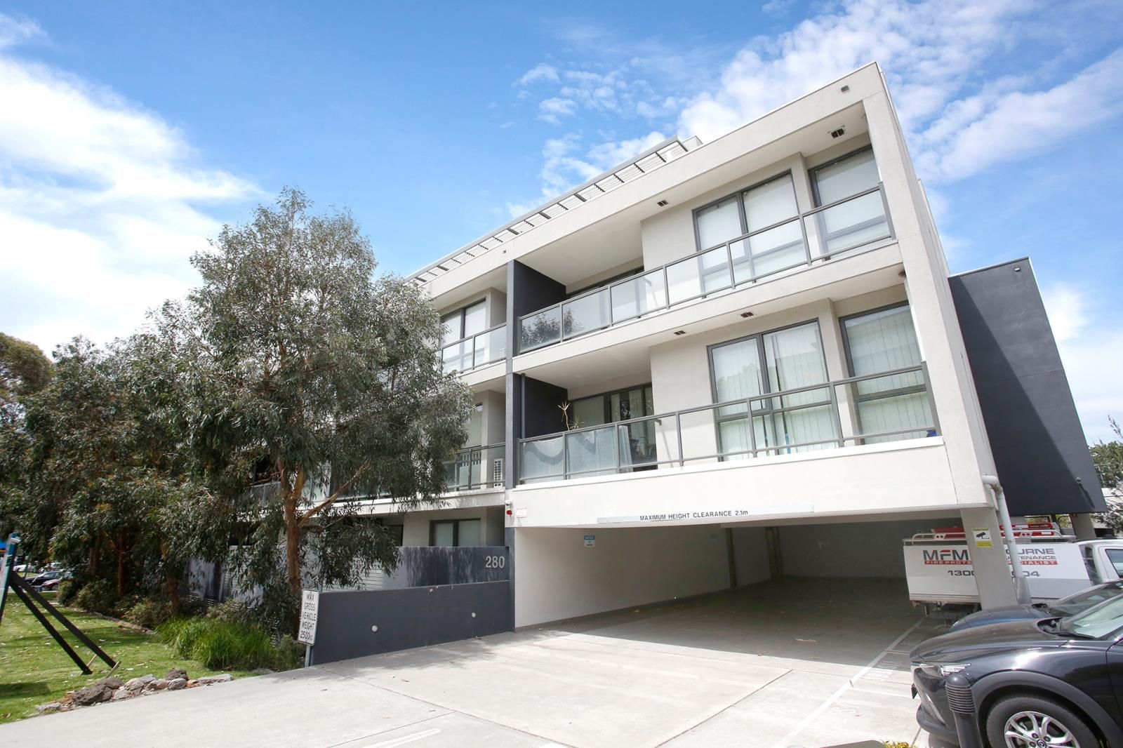 33/280 Blackburn Road, Glen Waverley Property History & Address
