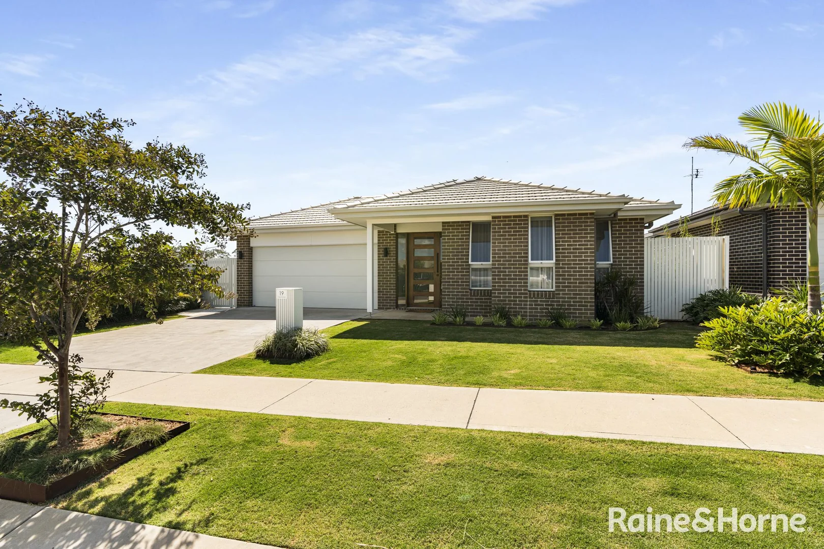 Additional image 2 of 19 Casa Circuit, South Nowra NSW 2541