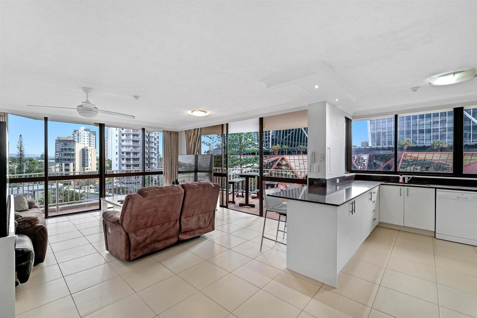 2 bedrooms Apartment / Unit / Flat in 4E/50 Old Burleigh Road SURFERS PARADISE QLD, 4217