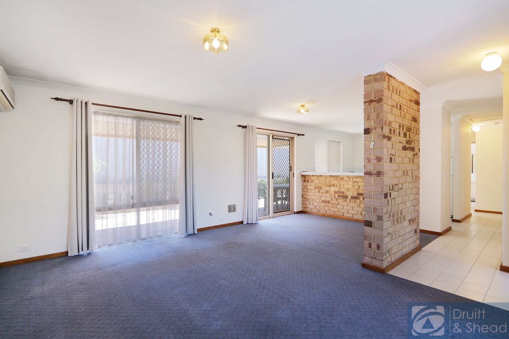 2/5 Ramsdale Street, Scarborough WA 6019, Image 2