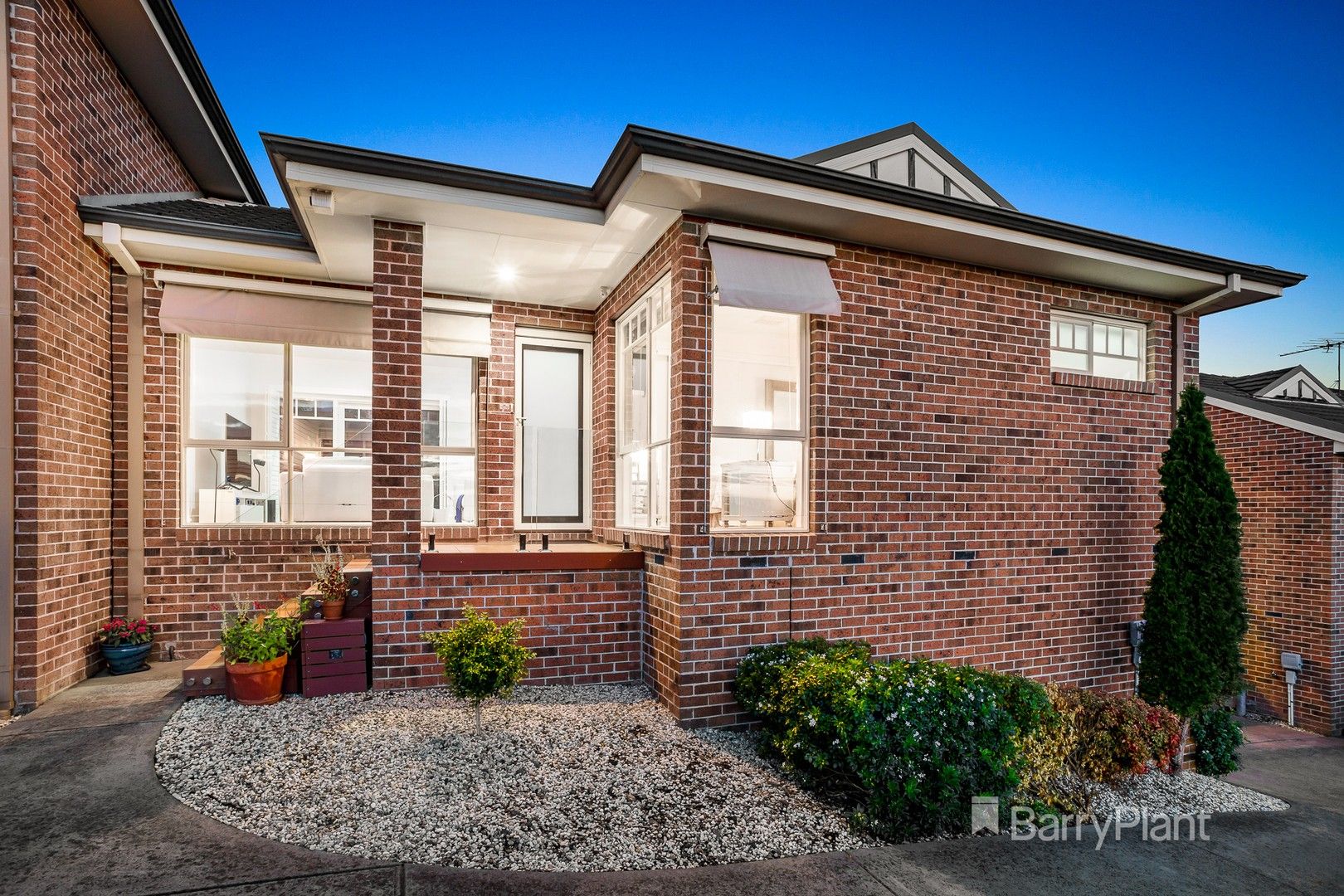 2/24 Calderwood Street, Bulleen VIC 3105, Image 0