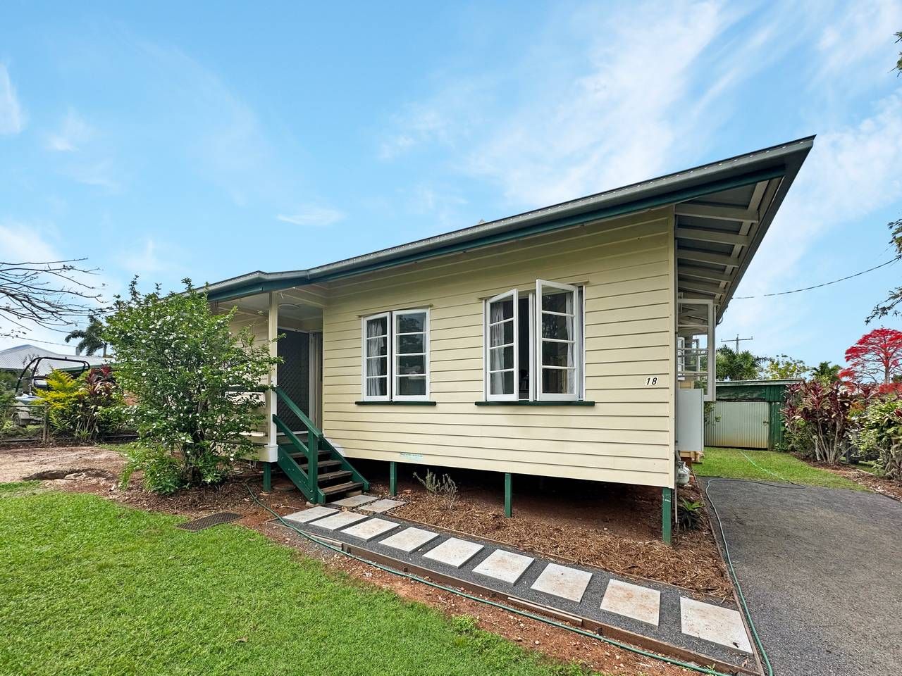 3 bedrooms House in 18 Church Street TINAROO QLD, 4872