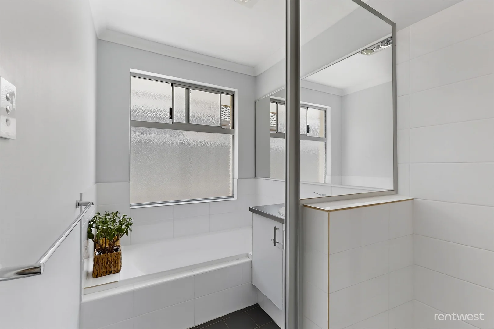 Additional image 11 of 51 Teasel Way, Banksia Grove WA 6031