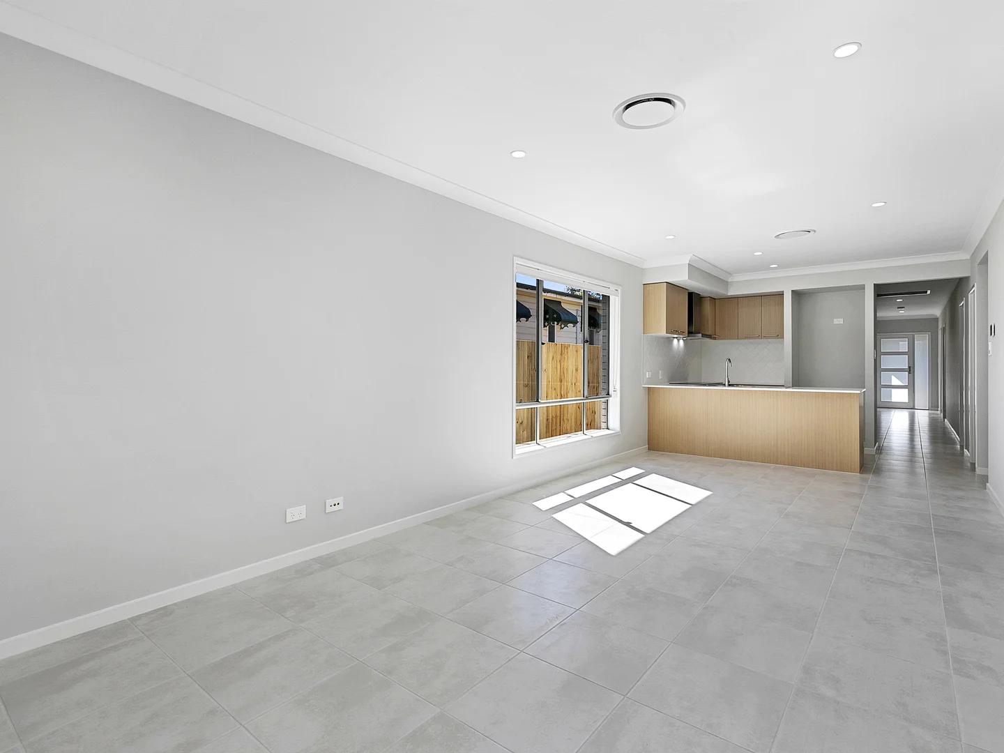 Additional image 4 of 11 Rodney Street, Wynnum West QLD 4178