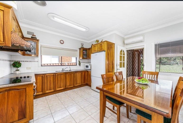 3 bedrooms House in  GREENACRE NSW, 2190