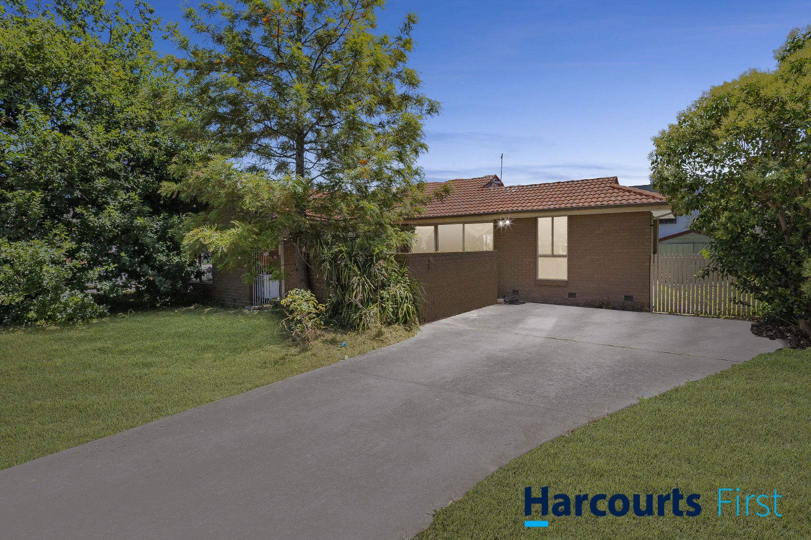 8 Mountain Gate Drive, Ferntree Gully VIC 3156, Image 1