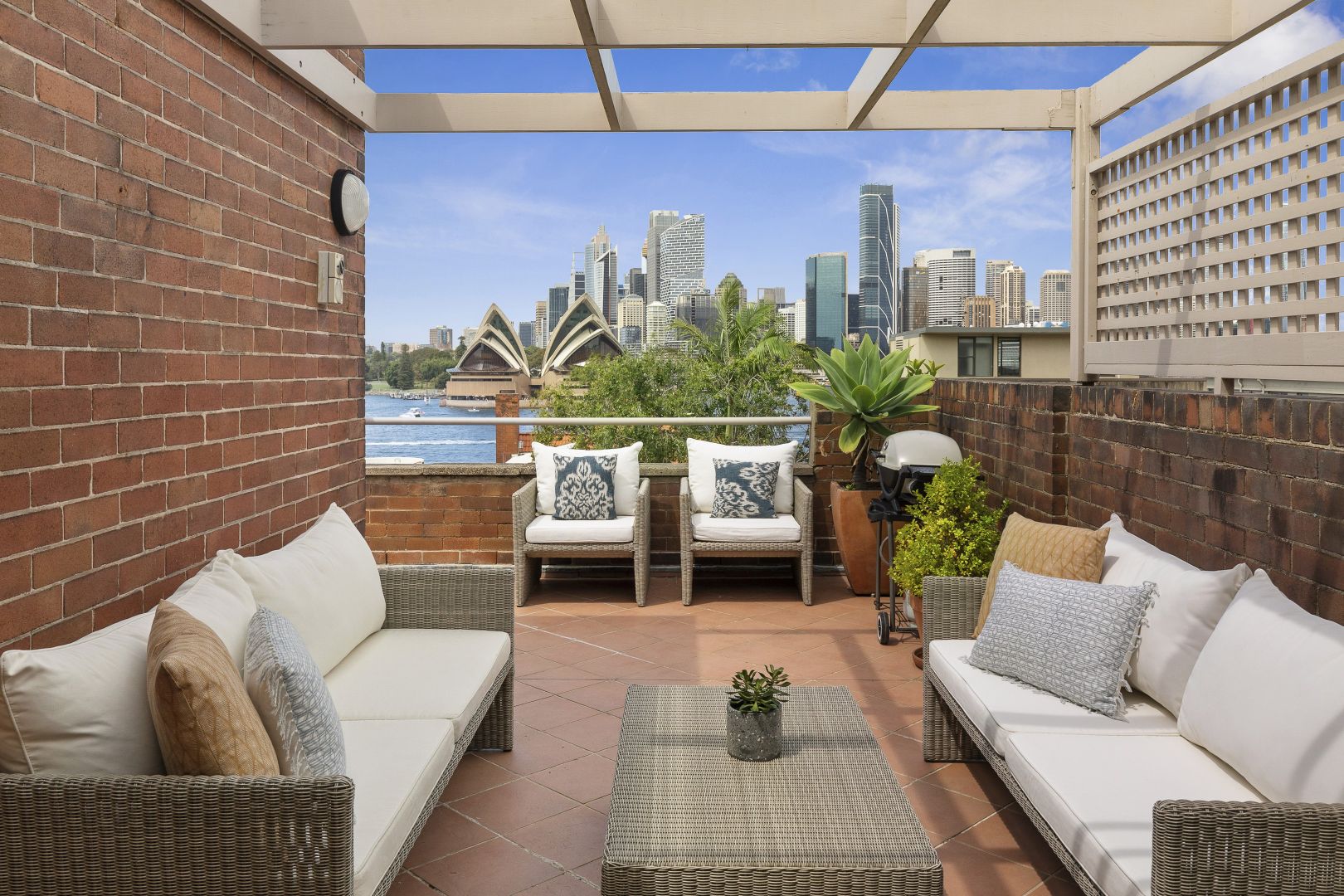 11/14-16 Waruda Street, Kirribilli NSW 2061, Image 2