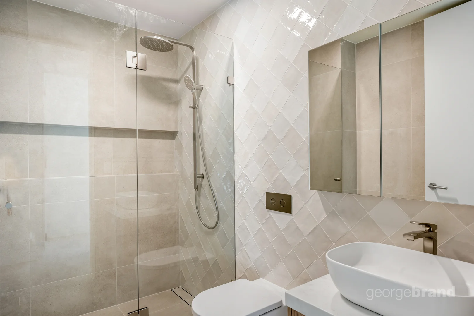 Additional image 10 of 52 Del Mar Drive, Copacabana NSW 2251