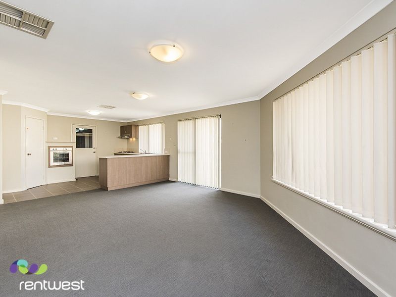 4 Auld Cove, Canning Vale WA 6155, Image 1