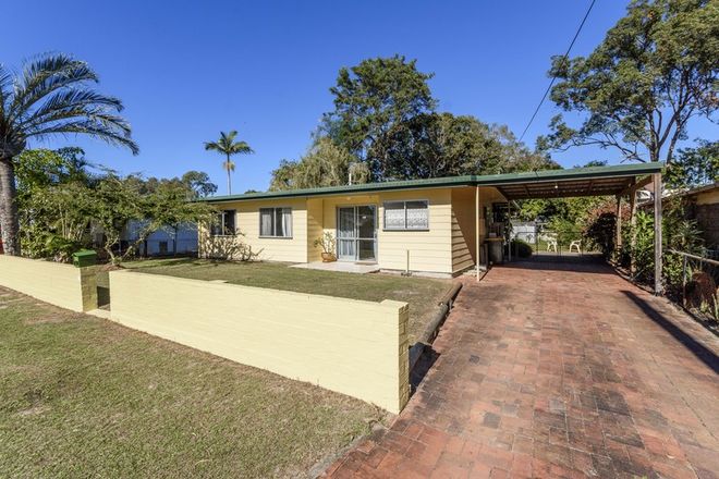 Picture of 6 Amies Street, BEACHMERE QLD 4510