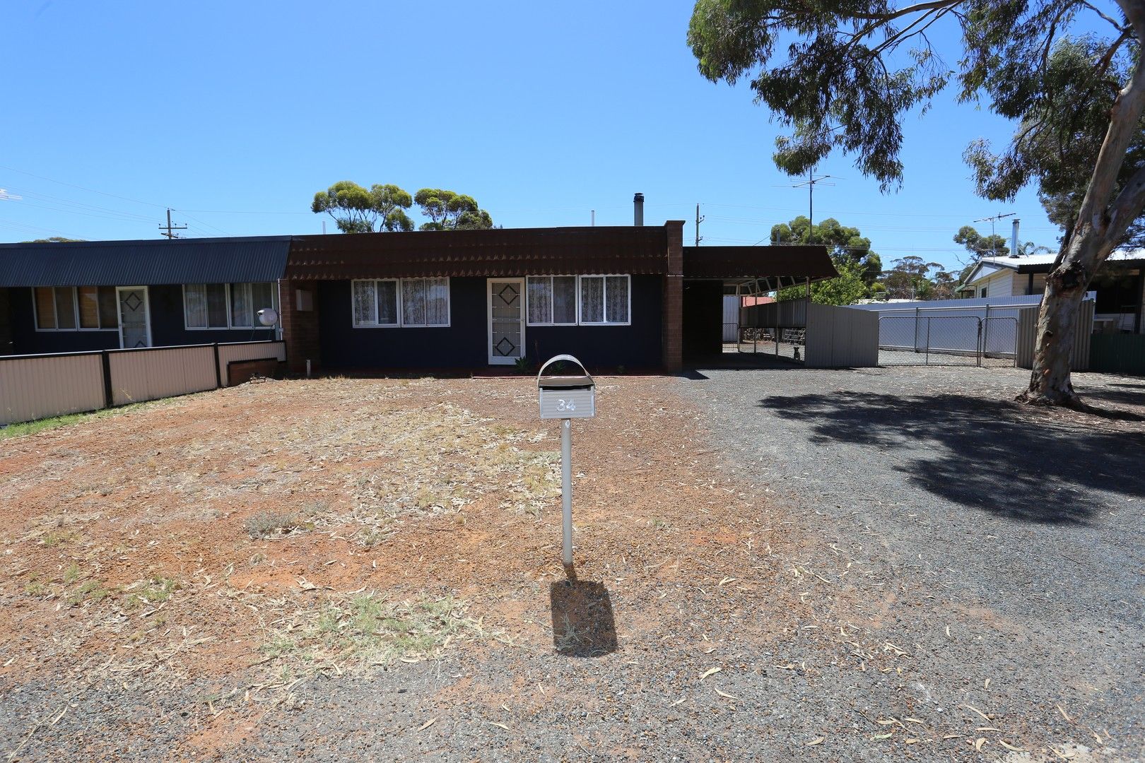 2 bedrooms House in 34 Maculata St KAMBALDA WEST WA, 6442