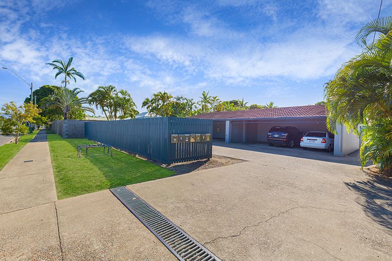 2/54 Percy Street, West End QLD 4810, Image 0