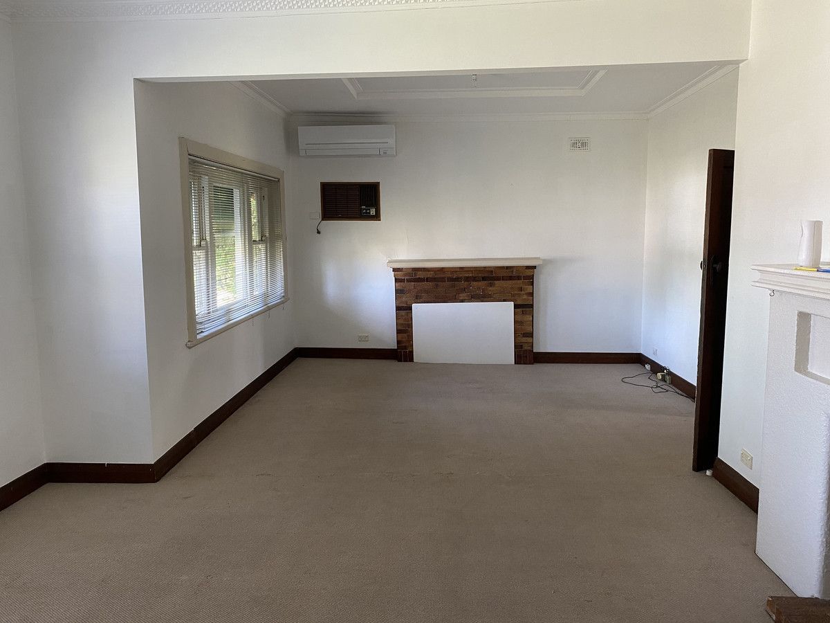 62 Coleraine Road, Hamilton VIC 3300 House For Rent Domain