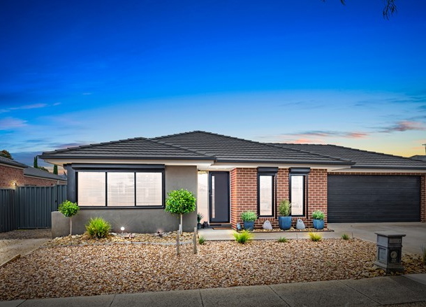 37 Weavers Street, Manor Lakes VIC 3024