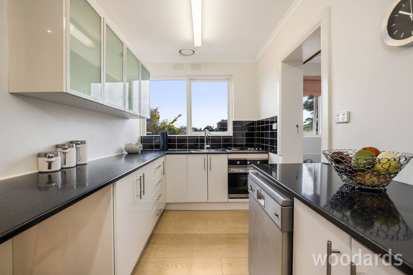 6/6 Brad Street, Bentleigh East VIC 3165, Image 2