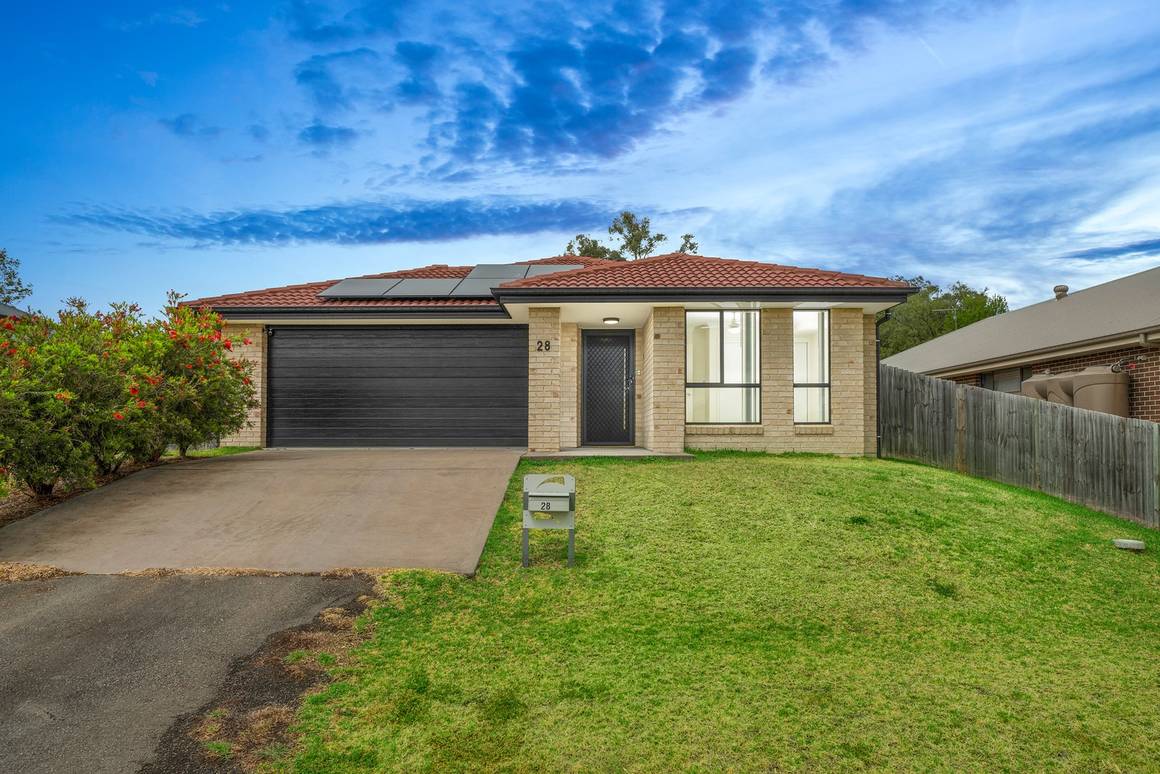 Picture of 28 Adelaide Street, PAXTON NSW 2325