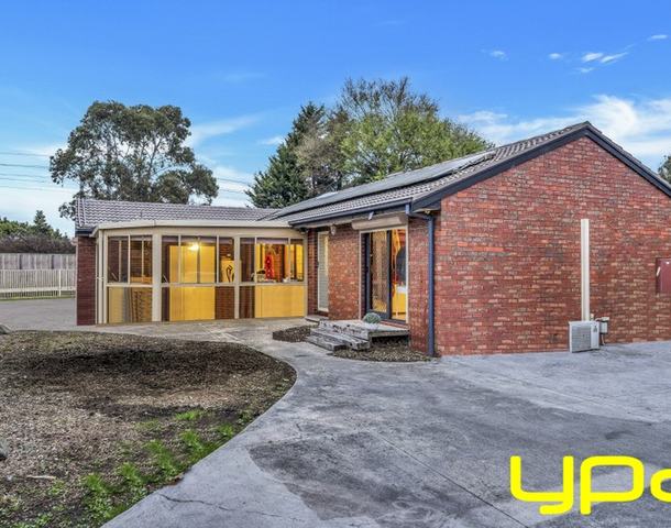 37 Woodlands Crescent, Narre Warren VIC 3805