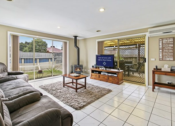 7 Vivi Court, Skye VIC 3977