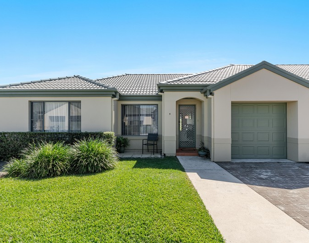 4/40 Beachside Way, Yamba NSW 2464