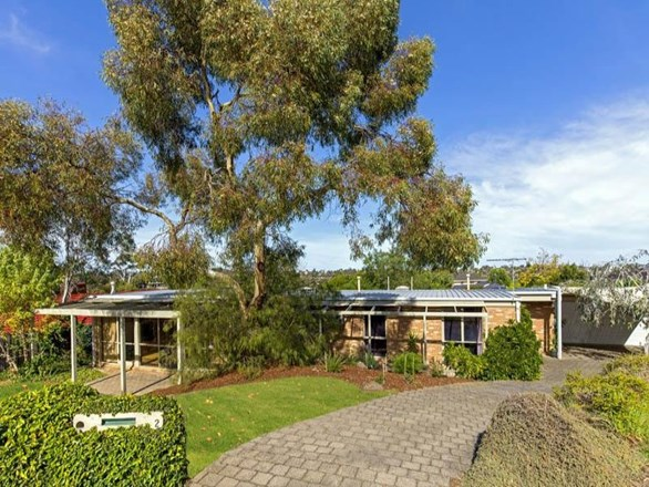 2 Monet Court, Doncaster East VIC 3109