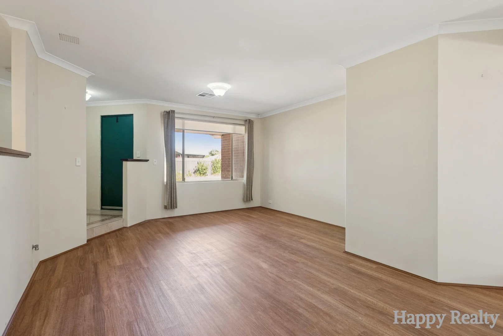 10 Woodhouse Circuit, Canning Vale WA 6155