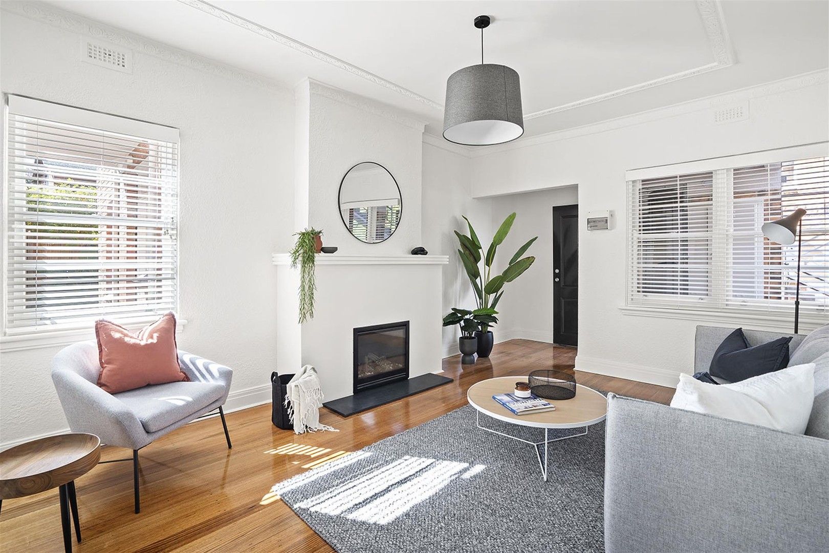 2 bedrooms Apartment / Unit / Flat in 5/3 Avoca Court ELWOOD VIC, 3184