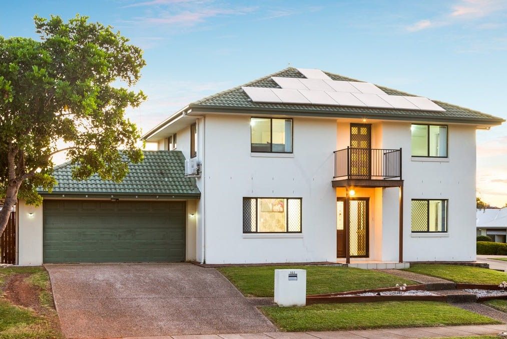 4 bedrooms House in 101 Lakeside Avenue SPRINGFIELD LAKES QLD, 4300