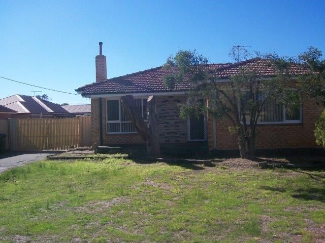 3 bedrooms House in 48 Leeds Street DIANELLA WA, 6059