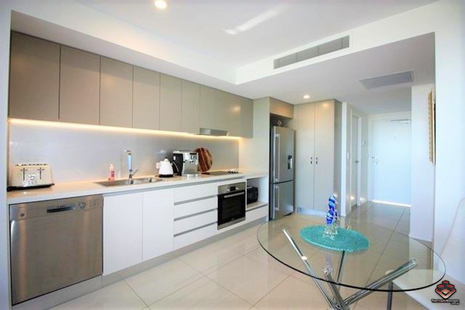 1 bedrooms Apartment / Unit / Flat in L62/45 Wellington Road EAST BRISBANE QLD, 4169