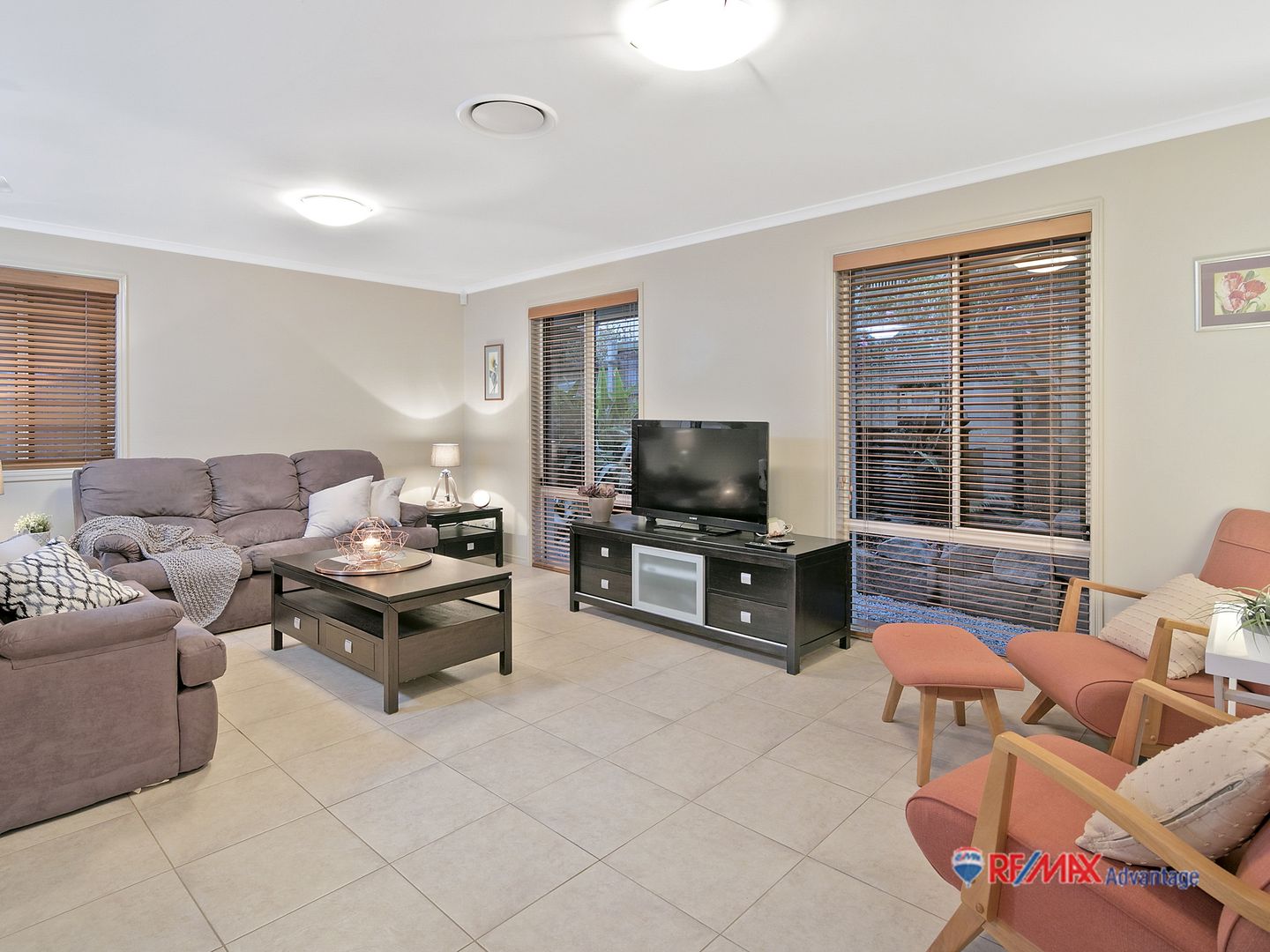 6 Gabrielle Place, Manly West QLD 4179, Image 1