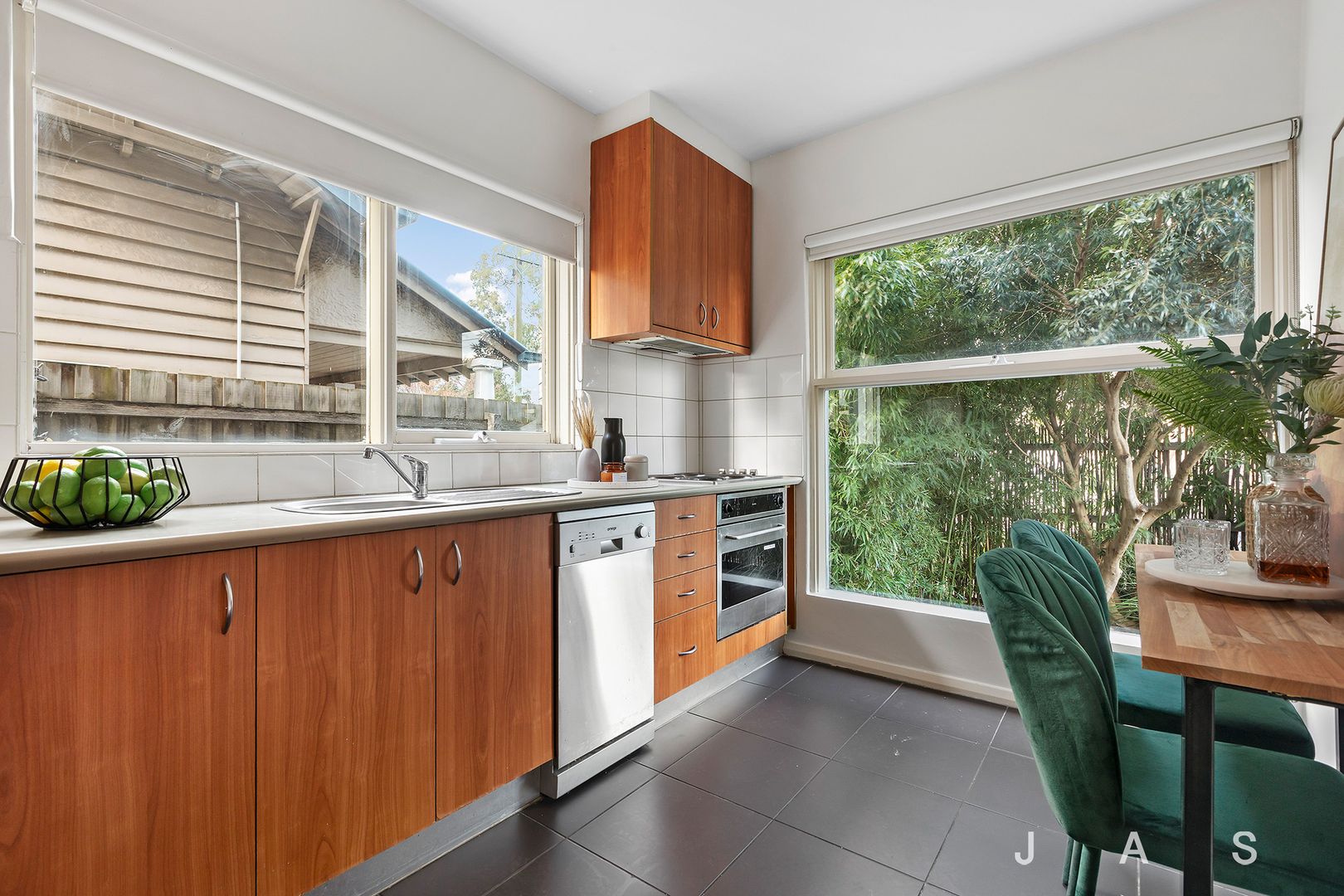 1/218 Gordon Street, Footscray VIC 3011, Image 2