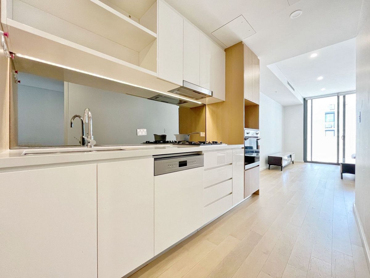 2 bedrooms Apartment / Unit / Flat in 409/12 Paul Street ZETLAND NSW, 2017
