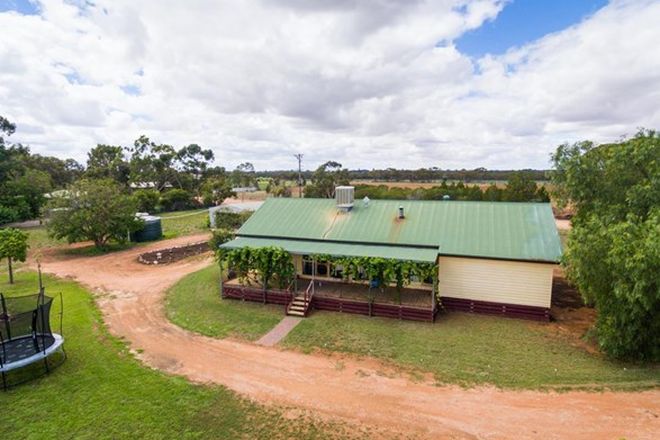 Picture of 15 Hillview Road, MERBEIN WEST VIC 3505