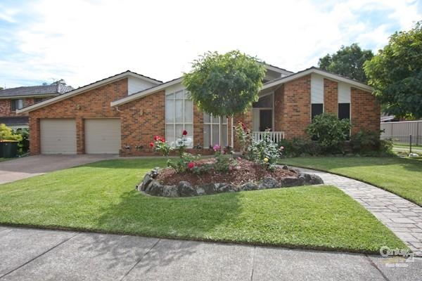 27 Parklea Avenue, Croudace Bay NSW 2280