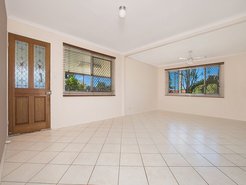 7 Strathallen Drive, Boronia Heights QLD 4124, Image 1