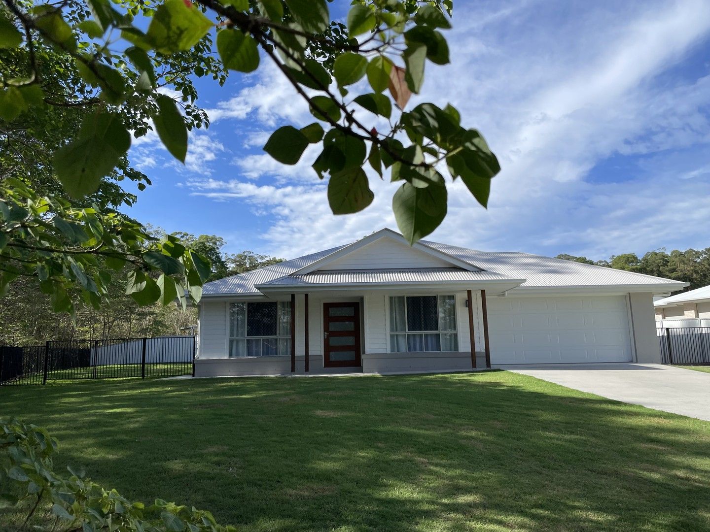 4 bedrooms House in 14 Kurrajong Close MOOLOOLAH VALLEY QLD, 4553