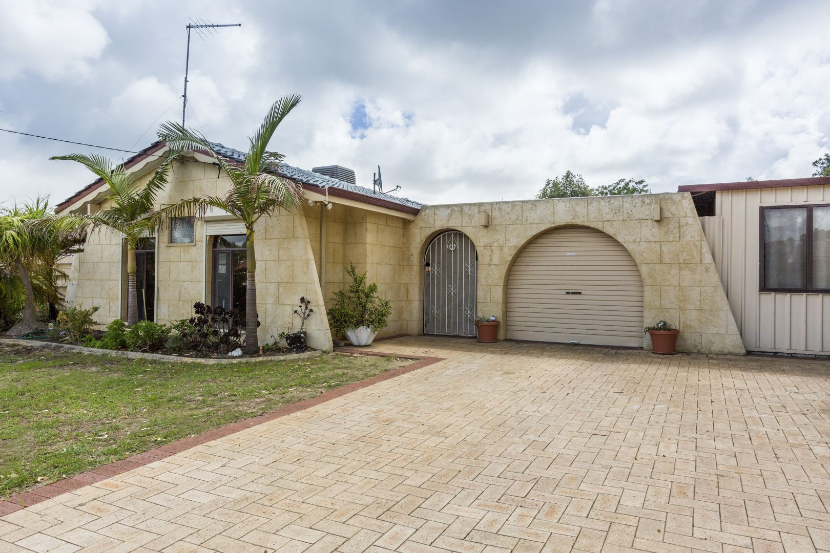 12 Petterson Ave, Samson WA 6163, Image 1