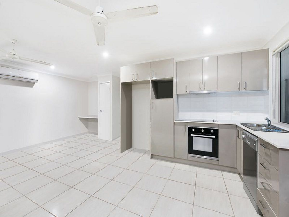 2/1 Woodswallow Crescent, Bli Bli QLD 4560, Image 1